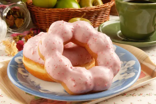 Strawberry donut — Stock Photo, Image