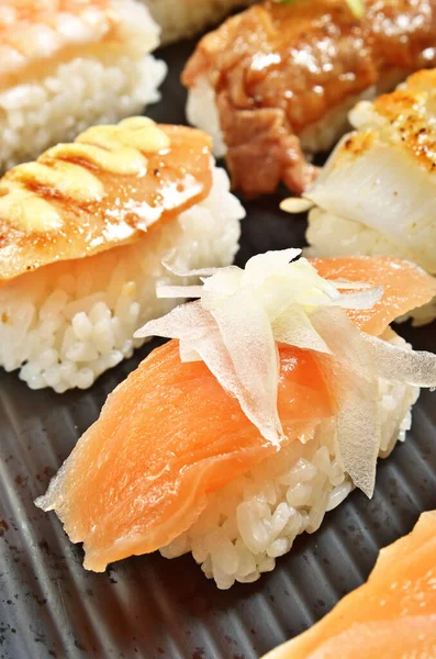 Delizioso Cibo Giapponese Sushi — Foto Stock