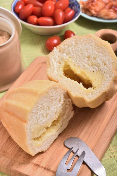 Chleb Bombowy Wygląd Bomby Która Jest Jego Największą Cechą Chleb — Zdjęcie stockowe