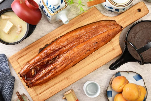 Grilled Eel Grilled Unagi Wooden Cutting Board — Stock Photo, Image