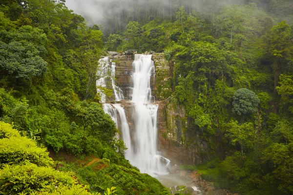 Waterfall — Stock Photo, Image