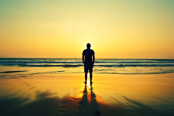 Sunset on the beach — Stock Photo, Image