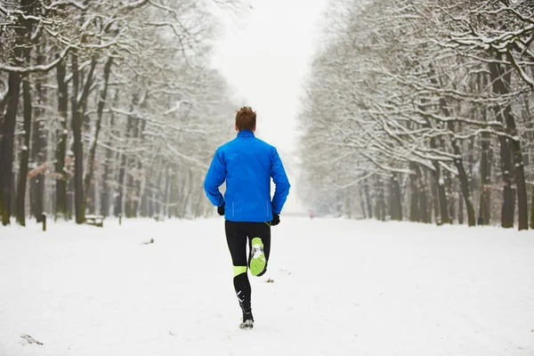 Winter jogging — Stock Photo, Image