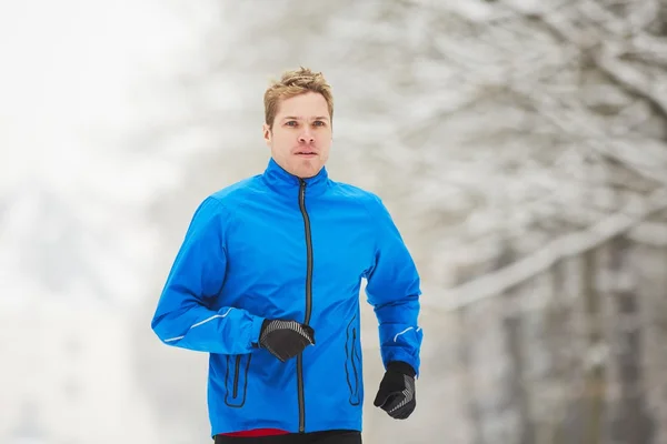 Winter jogging — Stock Photo, Image