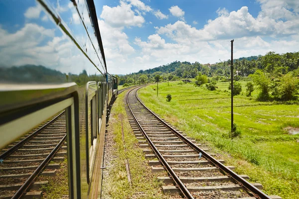 Trainen in sri lanka — Stockfoto