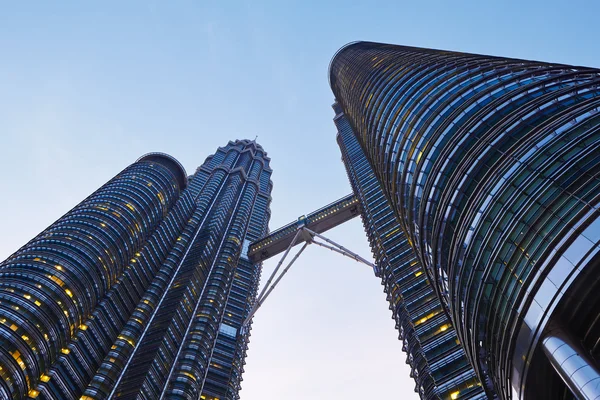 Petronas twin towers — Stock fotografie