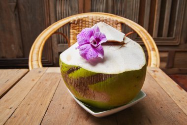 Hindistan cevizi içecek