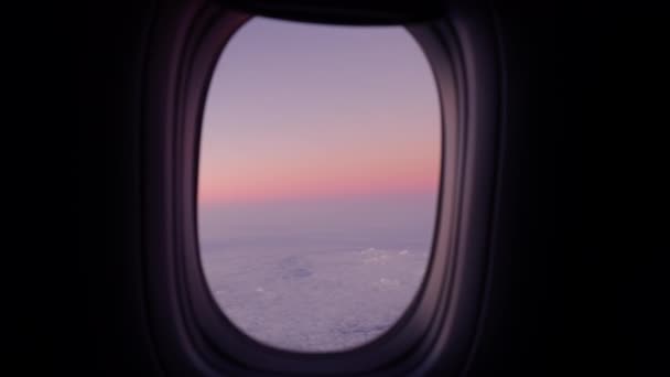 View Window Airplane Flight Ocean Beautiful Sunrise Real Time Resolution — Stock Video