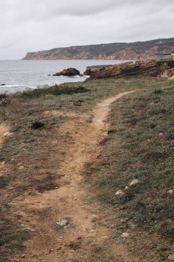 Atlantik Okyanusu kıyısında Cabo da Roca, Portekiz