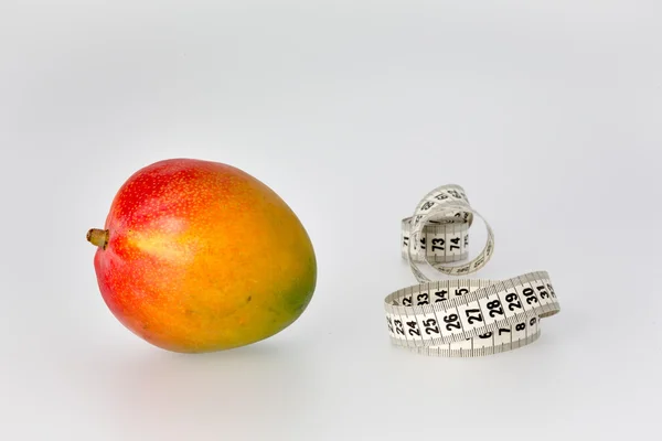 Mango and Measuring Tape — Stock Photo, Image