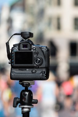 profesyonel fotoğraf makinesi