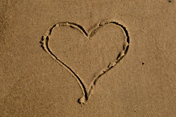 Hart in zand getrokken — Stockfoto