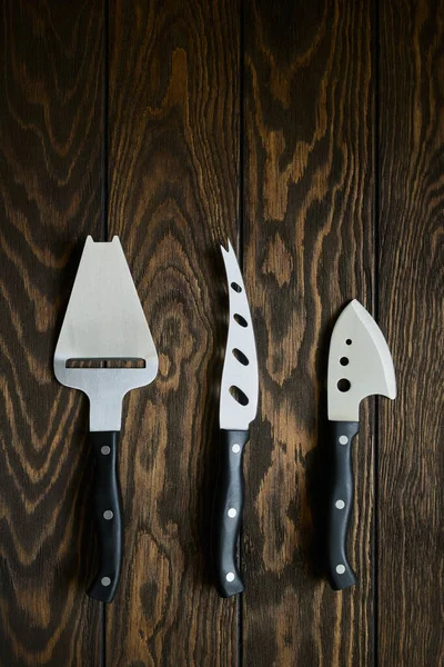 Knives Different Types Cheese Wooden Background Copy Space Close — Stock Photo, Image