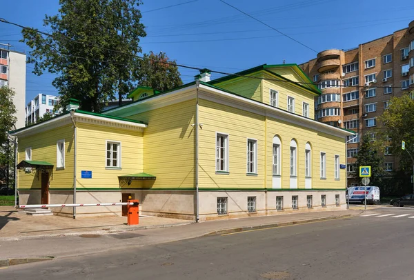 Monumento Arquitetônico Casa Madeira Com Mezanino Passagem Elokhovsky 1803 1811 — Fotografia de Stock