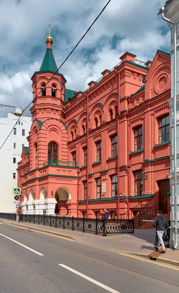 Casa Diocesana Moscú Iglesia Santa Igualdad Con Los Apóstoles Príncipe —  Fotos de Stock