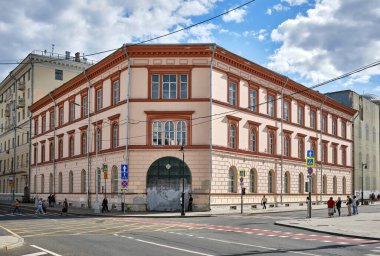 1855-1856 tarihleri arasında Moskova, Rusya - 23 Ağustos 2021 tarihli Posta Taşıma Departmanı ve Brik Eski Hizmet Binası