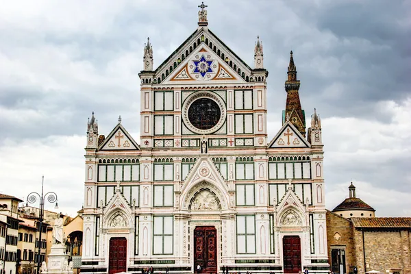 Basilica di santa croce (hdr) ve Florencii, Itálie — Stock fotografie