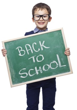 blackboard ile gülümseyen çocuk
