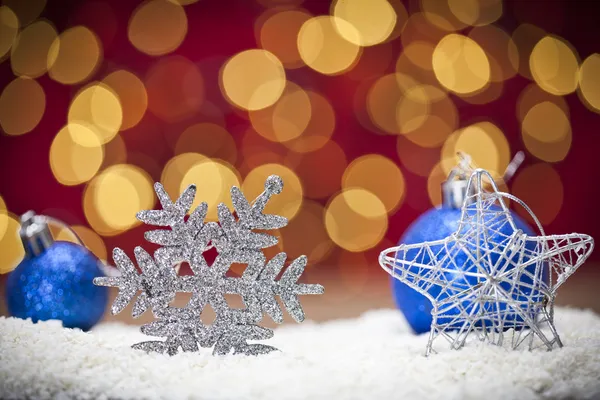 Weihnachten Hintergrund mit blauem Ornament — Stockfoto
