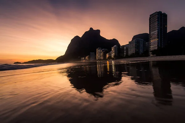 Warm Sunset Empty Sao Conrado Beach Rio Janeiro Luxury Apartment — Stock Photo, Image