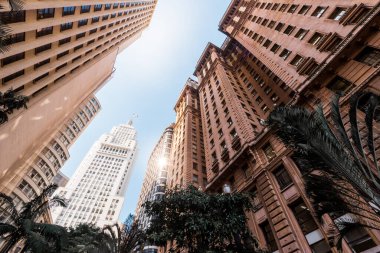 Sao Paulo, Brezilya - 27 Temmuz 2022: Banespa olarak da bilinen Altino Arantes Binası, Sao Paulo Eyaleti Merkez Binası olarak inşa edildi ve şu anda Santander Bank 'ı barındırıyor..