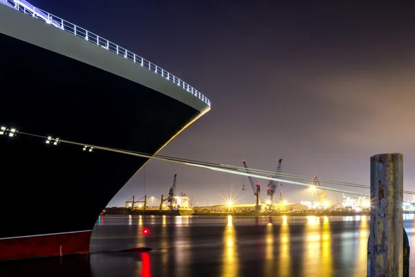 cruise gemi geceleri