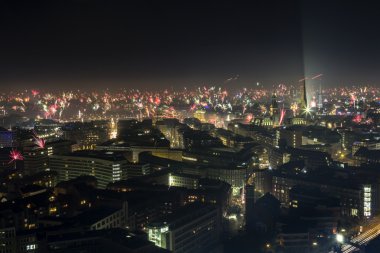 Yeni yıl arifesi yangın downtown hamburg townhall çalışır