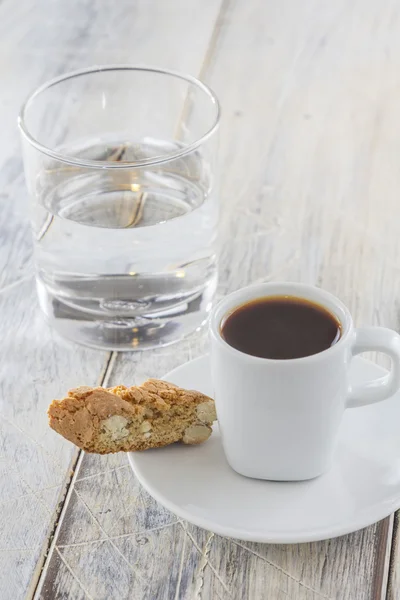 Biscotti con Espresso —  Fotos de Stock