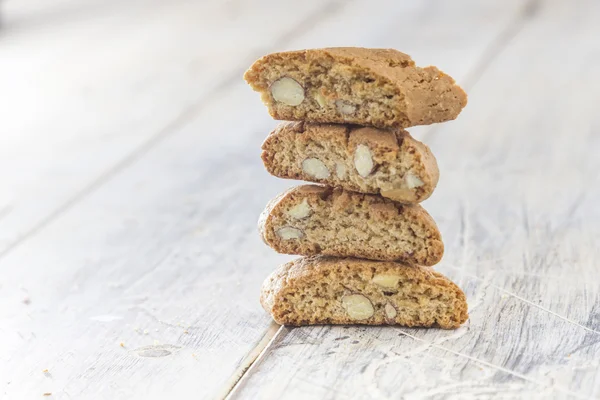 Staplade biscotti — Stockfoto