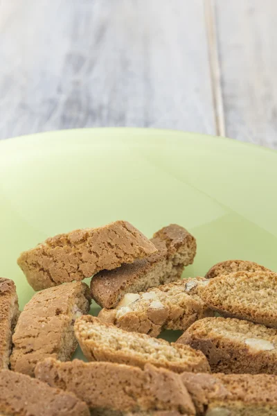 A zöld lemez biscotti — Stock Fotó