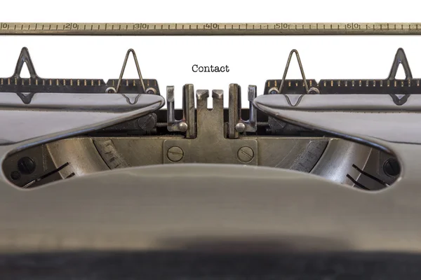 Vertrag auf einer Schreibmaschine — Stockfoto