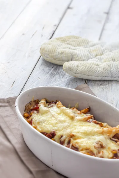 Spaanse peper kaas frietjes caserole — Stockfoto