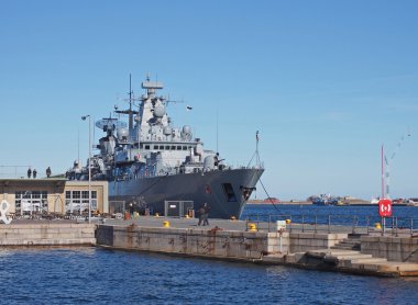 f215 brandenburg Alman firkateyni