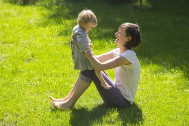 toddler bebek ile anne