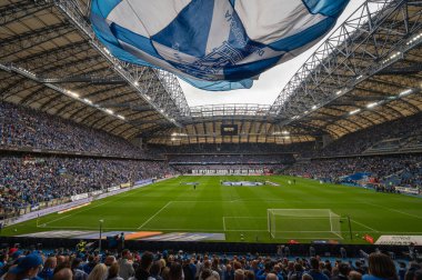 POZNAN, POLAND - 21 Mayıs 2022: Futbol maçı Lech Poznan ve KGHM Zaglebie Lubin 2: 1 arasındaki Polonya maçı. Lech 'in destekçileri.