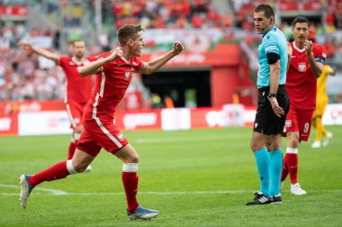 WROCLAW, POLAND - 1 Haziran 2022: UEFA Uluslar Ligi A grubu 4. Maç Polonya - Galler 2: 1 Joy of Jakub Kaminski gol attıktan sonra.