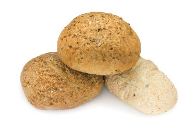 Beyaz arkaplanda izole edilmiş taze ekmek