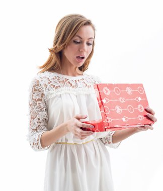 güzel bir kadın mevcut açılış