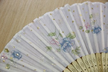 Focus Çin yelpaze çiçek deseni.