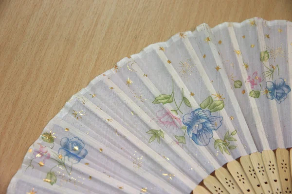 Focus Chinese fan flower pattern. — Stock Photo, Image
