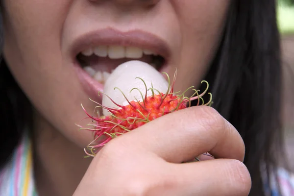 Rambutan Ser comido . — Fotografia de Stock