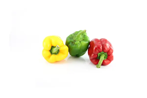 Drie kleur van paprika. — Stockfoto