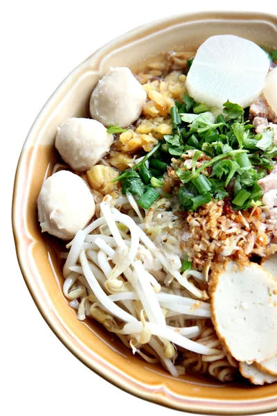 Foco Thai Noodles sopa na tigela . — Fotografia de Stock