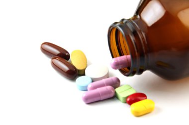 hapı şişe yanında birçok renk.