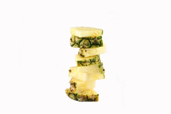 Focus Pineapple slice of Arranged vertical. — Stock Photo, Image