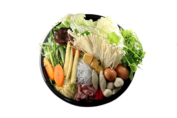 Ingrediënten sukiyaki in schotel. — Stockfoto