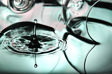 itirazları üzerine yeşil backgro şekilleri güzel resimler su damlaları