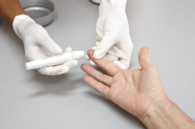 kan parmak için çizim.