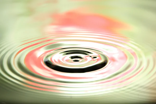 Colorful Background of Water drops and beautiful shape in Basin. — Stock Photo, Image