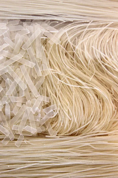Nudlar gjorda av ris. — Stockfoto